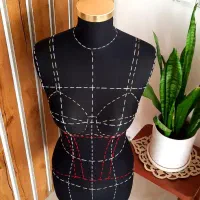 مانکن خیاطی (سوزن خور و اُتو خور)|فروشگاه و مغازه|خرم‌آباد, |دیوار