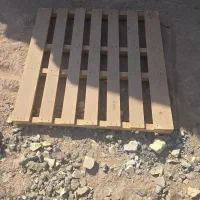 پالت 110 در110 در حد نو