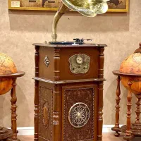 گرامافون ایستاده والتر پلاس