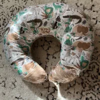 بالشت شیردهی بهمراه بالشت فرم دهی|اسباب و اثاث بچه|یزد, |دیوار