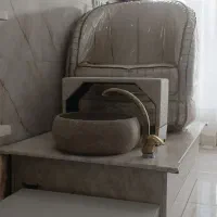 تعدادی لوازم سالن زیبایی