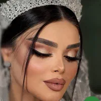 انجام کار میکاپ