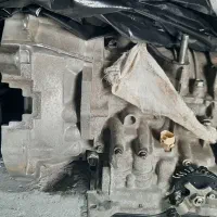 فروش فوری ۱عددگیربکس مزدا ۳ و۱عددمزدانیو