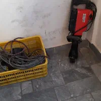 بتن کنی و سوراخ کاری