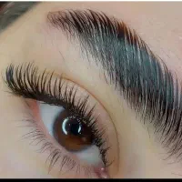 خدمات تخصصی اکستنشن مژه ،کاشت هیدن و لیفت و لمینت