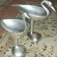 دو عدد شکلات خوری قو پلی رزین نو