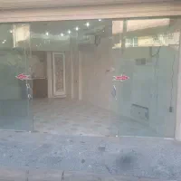مغازه تجاری نزدیک مدرسه|اجارهٔ دفتر کار، اتاق اداری، مطب|قم, زنبیل آباد|دیوار
