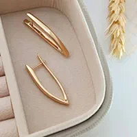 گوشواره دستبند انگشتر ساعت