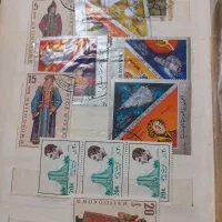 ۲۵۰ عدد تمبر شاهی و خارجی