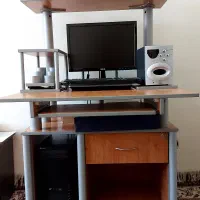 میز کامپیوتر