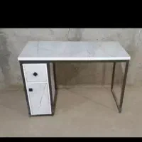 میزتحریر،کامپیوتر، ناخن همراه با کشو و شلف
