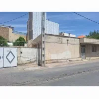 منزل ویلایی سر دونبش قدوسی شرقی ۱۵۵متری