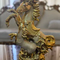 مجسمه کادویی دو اسب نو