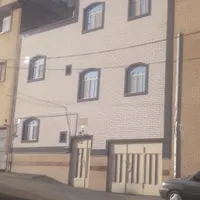 زرینشهر.چمگردان پشت پمپ بنزین