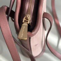 کیف دستی زنانه پرتیز-قیمت مناسب در حد نو