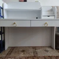 میز مطالعه