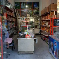 واگذاری سوپرمارکت مغازه خالیشم کرایه میدم|اجارهٔ مغازه و غرفه|دورود, |دیوار