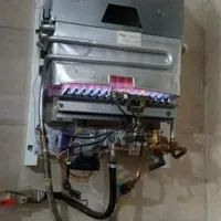 خریدار ابگرمکن دیواری ایستاده، پکیج