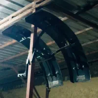 گلگیرجلو . سایه بان .جعبه ابزار بغل. اگزوز سوتی