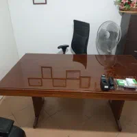 میز و صندلی اداری