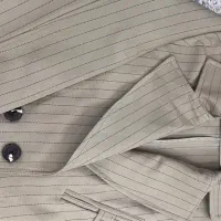 یک عدد جلیقه ویک عدد مانتو نو|لباس|سبزوار, کوی گلستان|دیوار