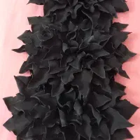 پروانه و گل های پارچه ای برای تزئین لباس ویژه یلدا|لباس|رشت, معلم|دیوار