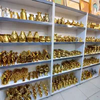 مجسمه و تندیس طلایی دکوری