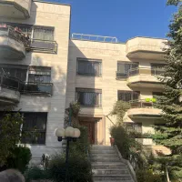 نیاوران زینعلی ۲۰۲ متر با ۲ پارکینگ