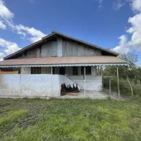 ویلاقدیمی۱۰۰متربنا/۶۱۸مترزمین مسکونی/صفرابسته