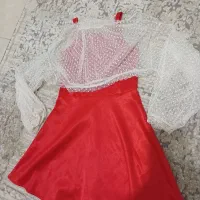 تعدادی لباس دخترانه|کفش و لباس بچه|رشت, پیرکلاچای|دیوار