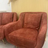 فروش ایینه و صندلی.مناسب ارایشگاه و دفتر کار|آرایشگاه و سالن‌های زیبایی|شیراز, قدوسی غربی|دیوار