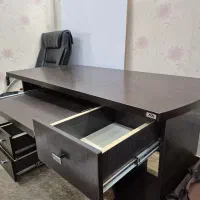 چوب ونگه، میز کامپیوتر و تحریر و کارشناسی