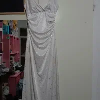 لباس مجالسی پر از شانه‌ای رنگی