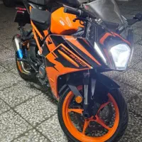 KTM RC 200 کی تی ام آر سی ۲۰۰