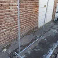 رخت آویز ایستاده