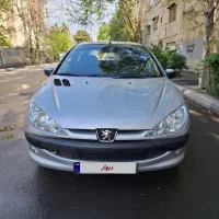 206 صندوق دار V8 آریان مدل 1390