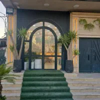 فروشنده شیفت صبح