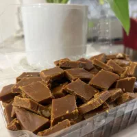 آبنبات سنتی با شیر و گردو