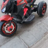 ممنون دیوار