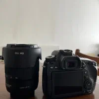 دوربین Canon80D با لنز 18-135 و لنز فیکس 50mm