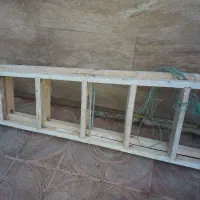 نردبان چوبی