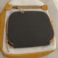 کیف نو و در حد نو توافقی|کیف، کفش، کمربند|اصفهان, پوریای ولی|دیوار