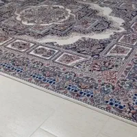 فرش نگین زمرد مشهد در حد نو
