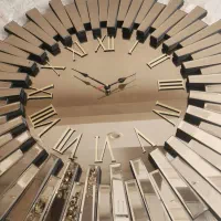 ساعت دیواری