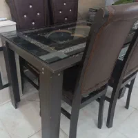 میز غذاخوری