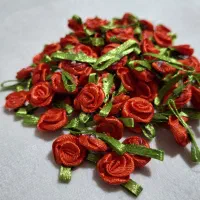 شکوفه روبانی رز