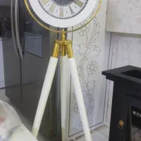 ساعت پایه دار مدل تلسکوپی