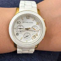 ساعت کاملا نو استفاده نشده