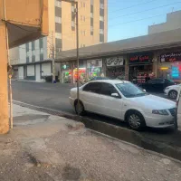 زمین بر خیابان ایثار