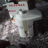 ابمیوه گیری نو مناسب جهزیه|آبمیوهگیر و آبمرکباتگیر|کاشان, شهرک خاتم الانبیا (مسکن ملی کاشان)|دیوار